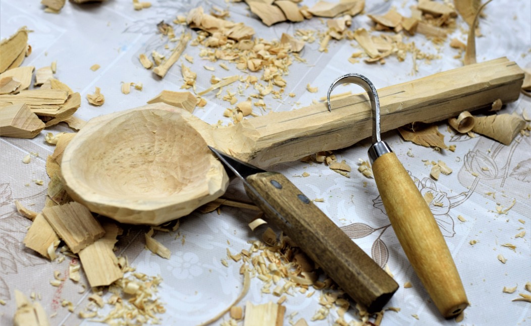 Tradicinių amatų   edukacinis užsiėmimas  „Drožyba“